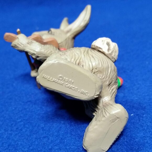 Hallmark The Friendly Fiddler Ornament 1981 QX434-2 Original Box and Price Tag - Picture 9 of 10